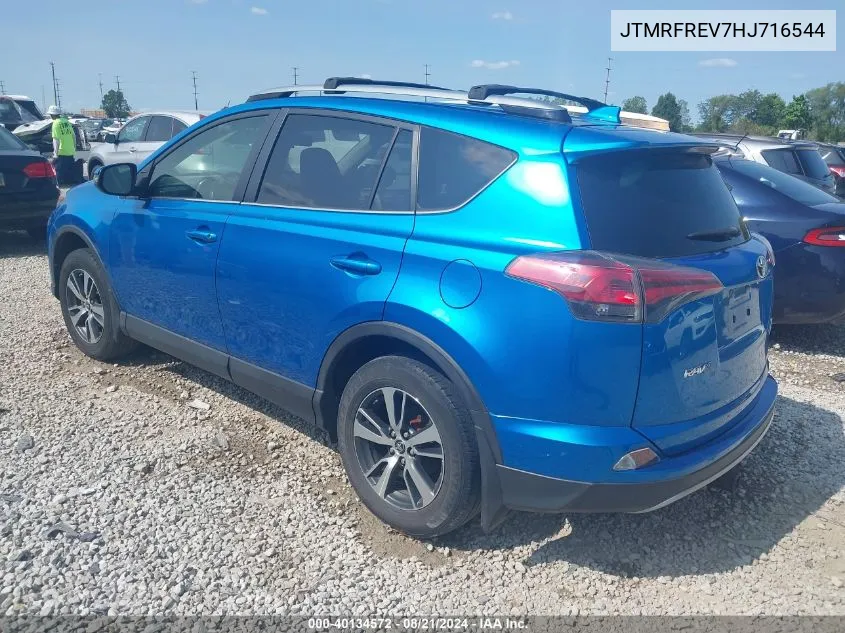 JTMRFREV7HJ716544 2017 Toyota Rav4 Xle