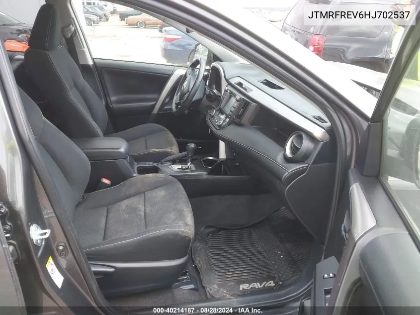 JTMRFREV6HJ702537 2017 Toyota Rav4 Xle