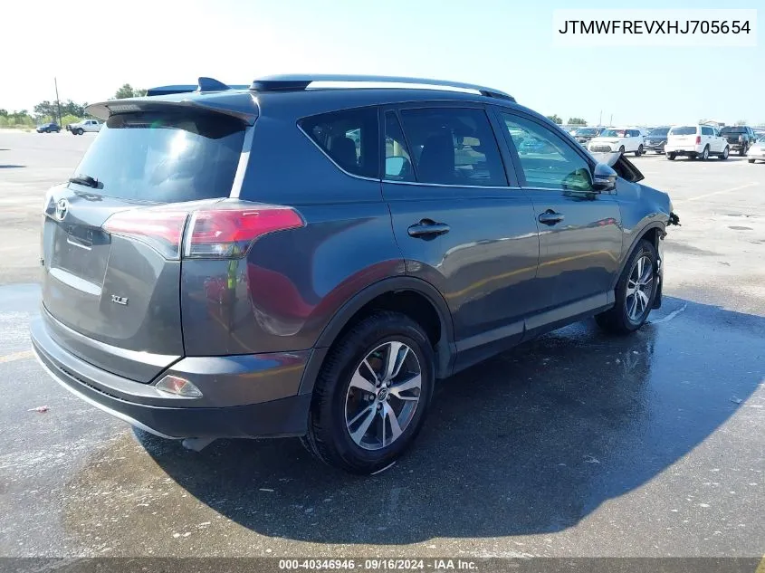 JTMWFREVXHJ705654 2017 Toyota Rav4 Xle