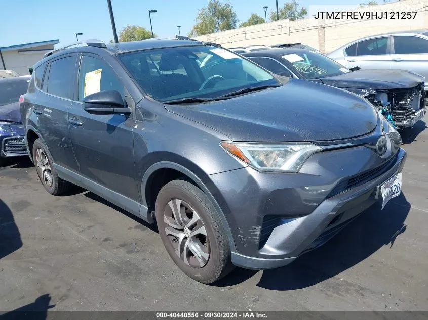 JTMZFREV9HJ121257 2017 Toyota Rav4 Le