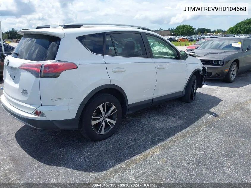 JTMWFREV9HD104668 2017 Toyota Rav4 Xle