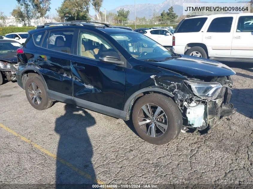 2017 Toyota Rav4 Xle VIN: JTMWFREV2HD098664 Lot: 40744866