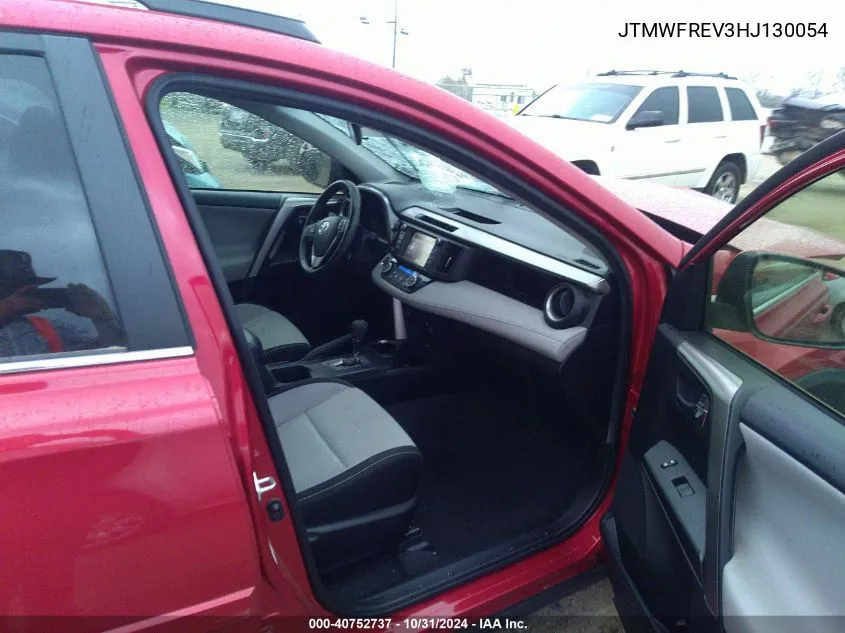 JTMWFREV3HJ130054 2017 Toyota Rav4 Xle