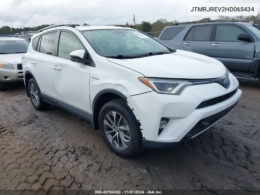 JTMRJREV2HD065434 2017 Toyota Rav4 Hybrid Xle