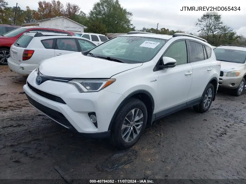 JTMRJREV2HD065434 2017 Toyota Rav4 Hybrid Xle