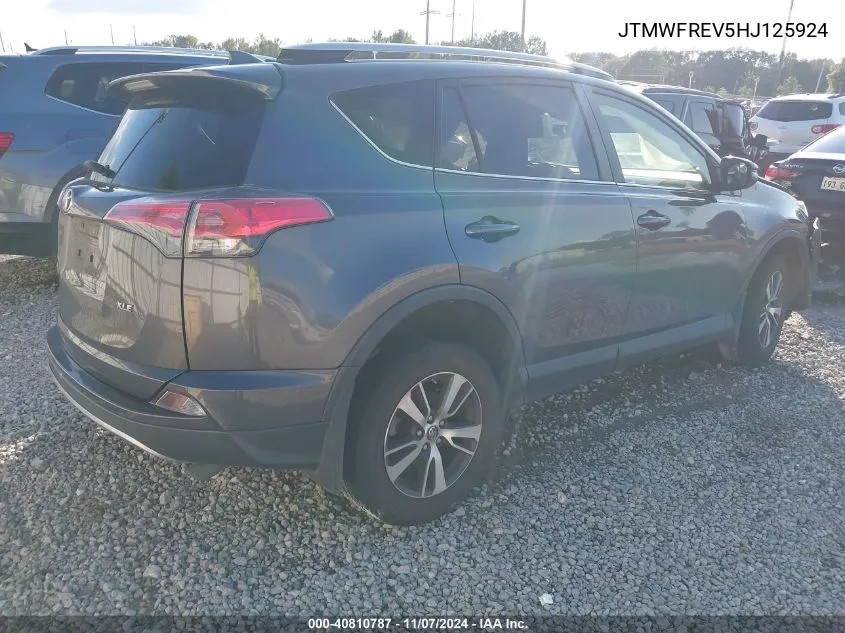 2017 Toyota Rav4 Xle VIN: JTMWFREV5HJ125924 Lot: 40810787