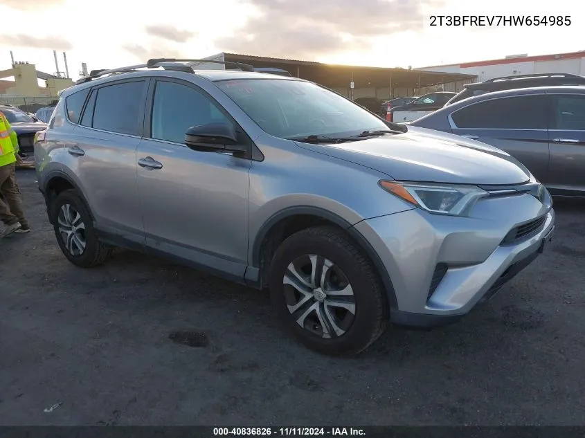 2017 Toyota Rav4 Le VIN: 2T3BFREV7HW654985 Lot: 40836826