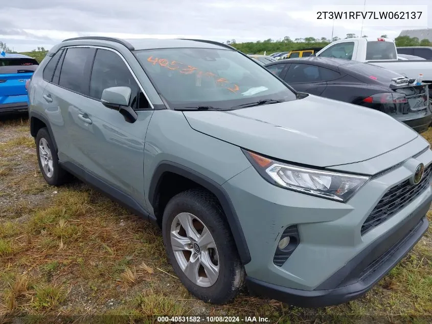 2020 Toyota Rav4 Xle/Xle Premium VIN: 2T3W1RFV7LW062137 Lot: 40531582