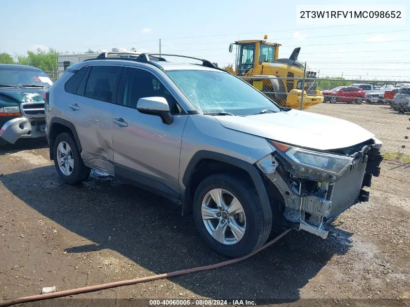 2T3W1RFV1MC098652 2021 Toyota Rav4 Xle