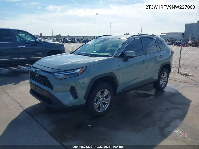 2022 Toyota Rav4 Xle VIN: 2T3W1RFV9NW227060 Lot: 40625229