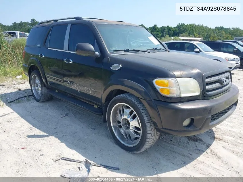 2002 Toyota Sequoia Sr5 V8 VIN: 5TDZT34A92S078845 Lot: 40204456