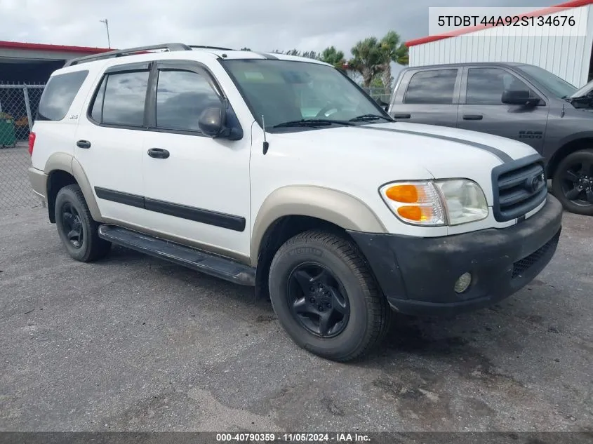 2002 Toyota Sequoia Sr5 V8 VIN: 5TDBT44A92S134676 Lot: 40790359