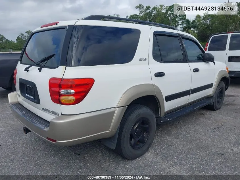 2002 Toyota Sequoia Sr5 V8 VIN: 5TDBT44A92S134676 Lot: 40790359