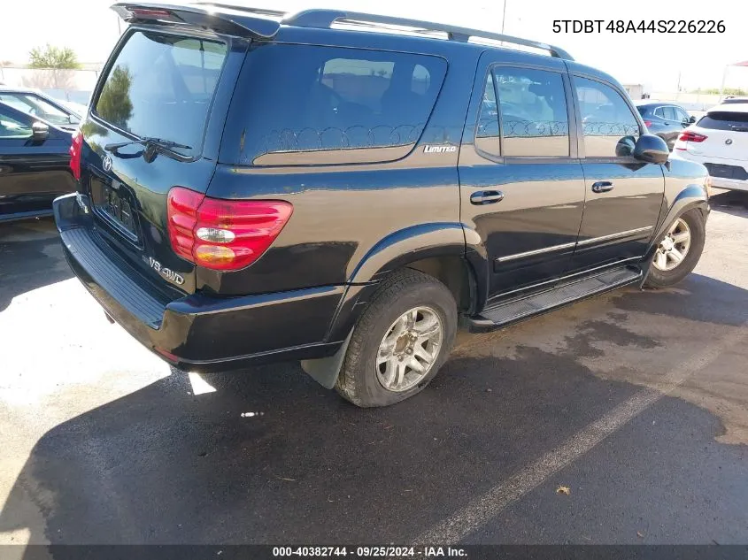 2004 Toyota Sequoia Limited V8 VIN: 5TDBT48A44S226226 Lot: 40382744