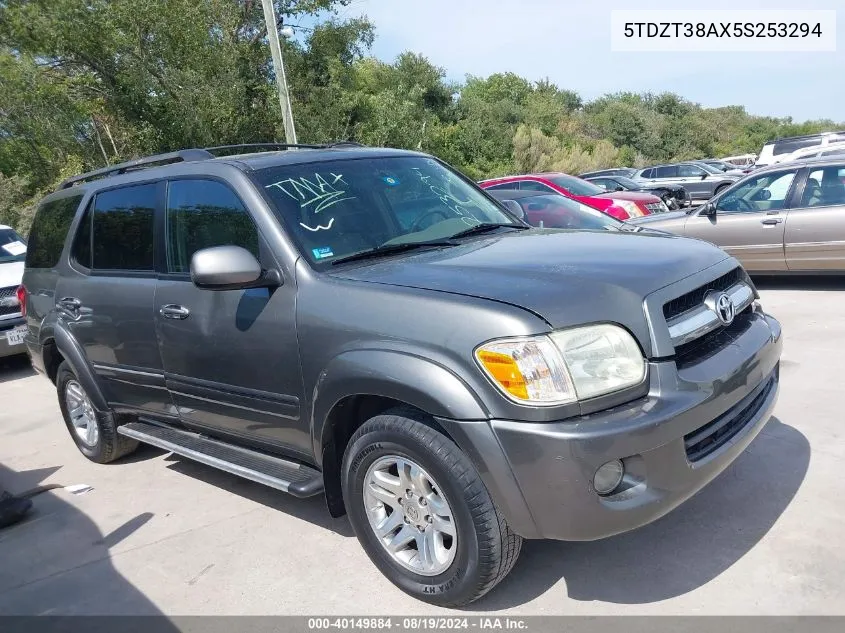 2005 Toyota Sequoia Limited V8 VIN: 5TDZT38AX5S253294 Lot: 40149884