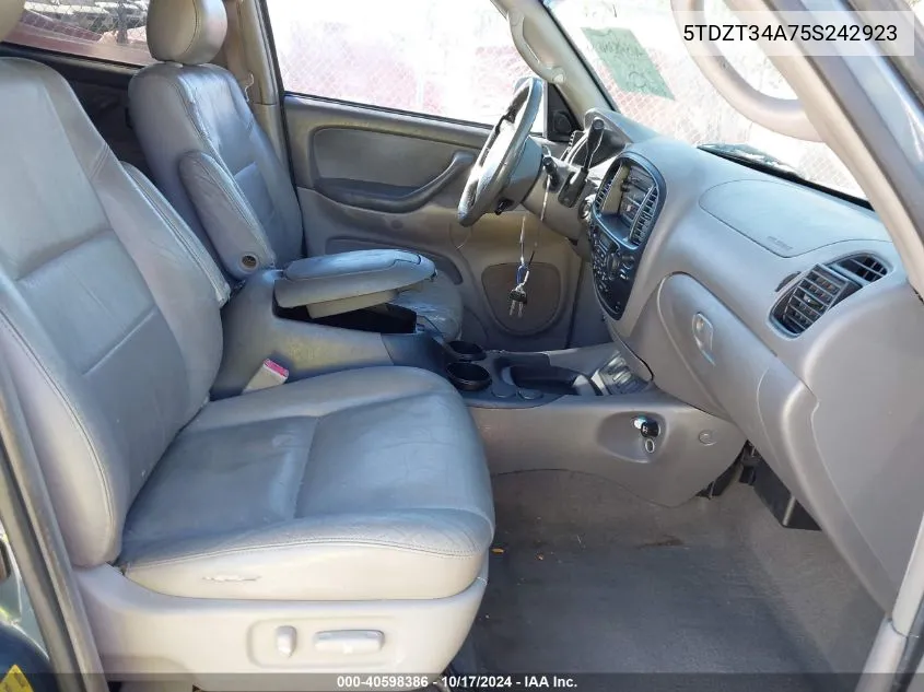 5TDZT34A75S242923 2005 Toyota Sequoia Sr5 V8