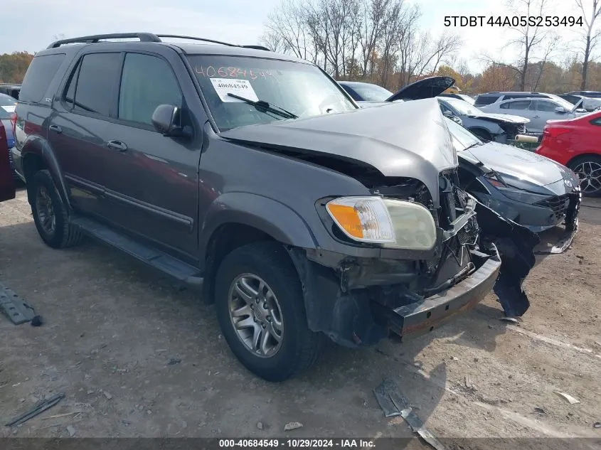 2005 Toyota Sequoia Sr5 V8 VIN: 5TDBT44A05S253494 Lot: 40684549