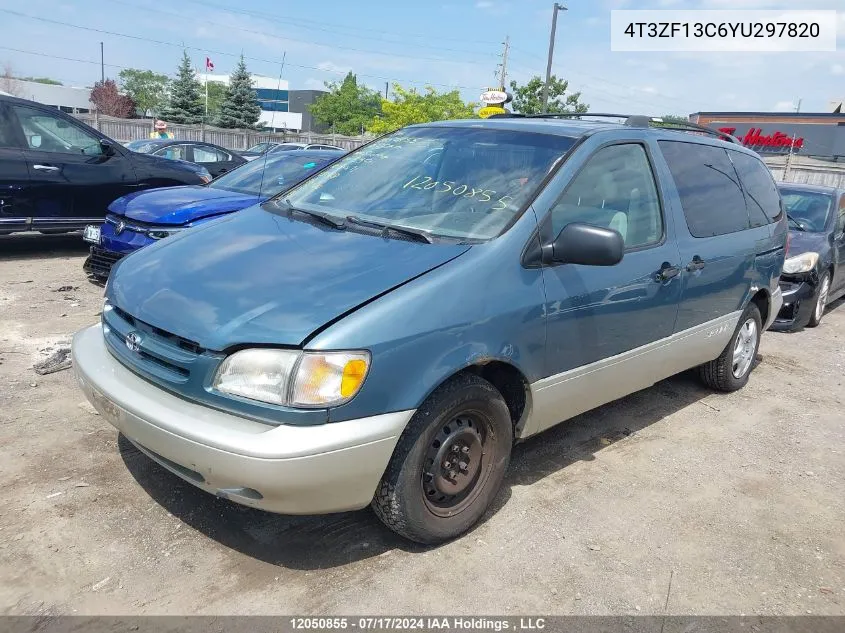 2000 Toyota Sienna Le/Xle VIN: 4T3ZF13C6YU297820 Lot: 12050855