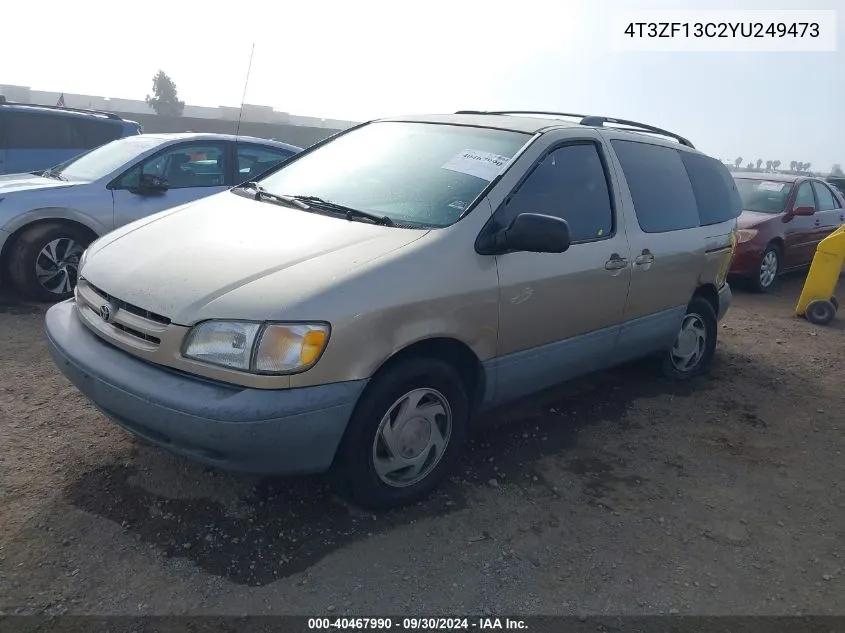 2000 Toyota Sienna Le/Xle VIN: 4T3ZF13C2YU249473 Lot: 40467990