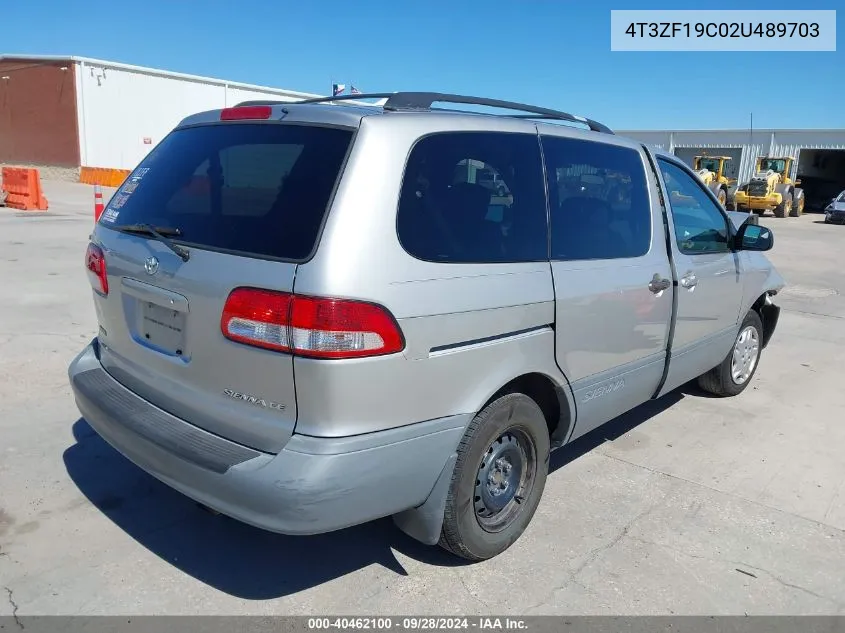 2002 Toyota Sienna Ce VIN: 4T3ZF19C02U489703 Lot: 40462100