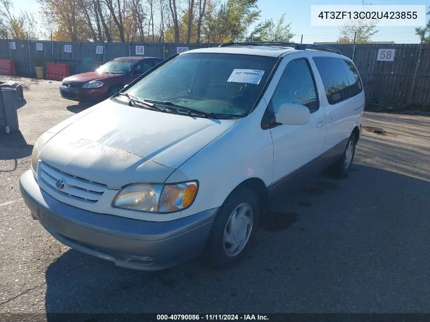 2002 Toyota Sienna Le/Xle VIN: 4T3ZF13C02U423855 Lot: 40790086