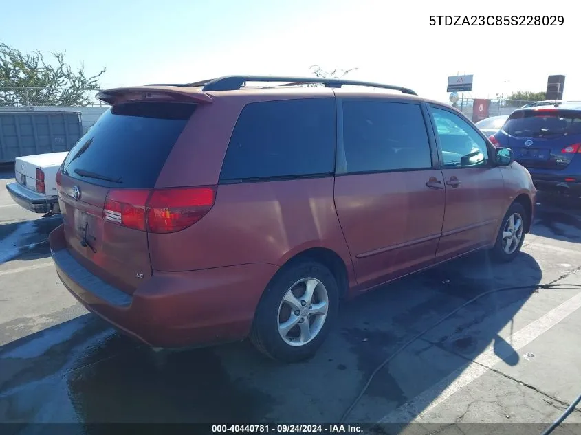 2005 Toyota Sienna Le VIN: 5TDZA23C85S228029 Lot: 40440781