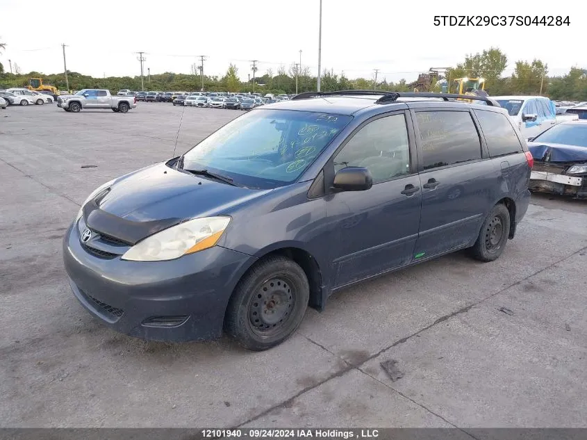 2007 Toyota Sienna Ce 7 Passenger/Ce 8 Passenger VIN: 5TDZK29C37S044284 Lot: 12101940