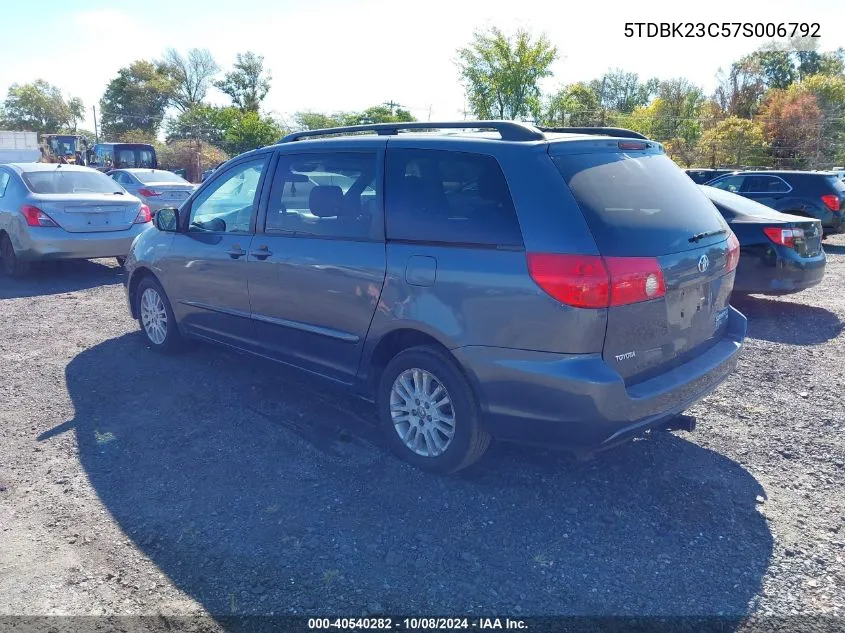 2007 Toyota Sienna Le VIN: 5TDBK23C57S006792 Lot: 40540282