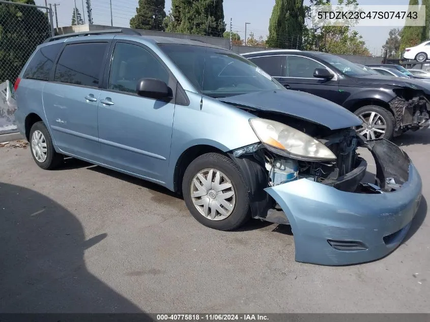 2007 Toyota Sienna Le VIN: 5TDZK23C47S074743 Lot: 40775818