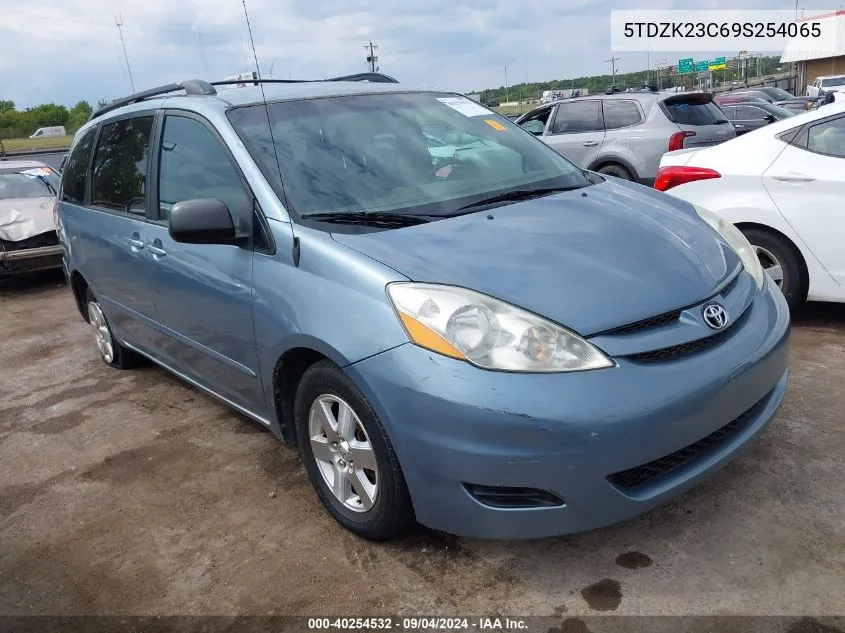 5TDZK23C69S254065 2009 Toyota Sienna Le