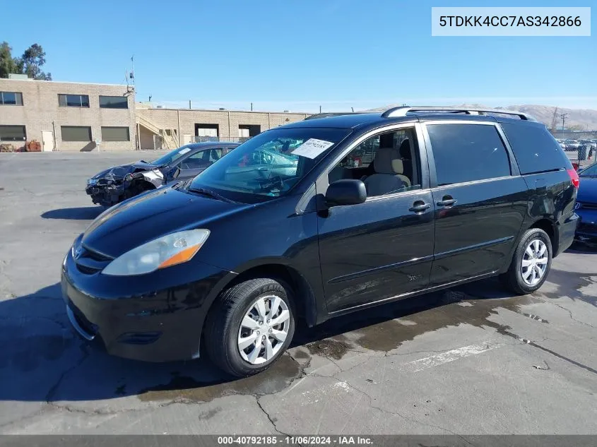 2010 Toyota Sienna Le VIN: 5TDKK4CC7AS342866 Lot: 40792185