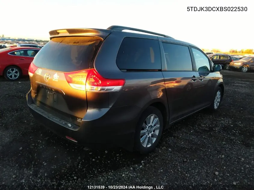 5TDJK3DCXBS022530 2011 Toyota Sienna Le