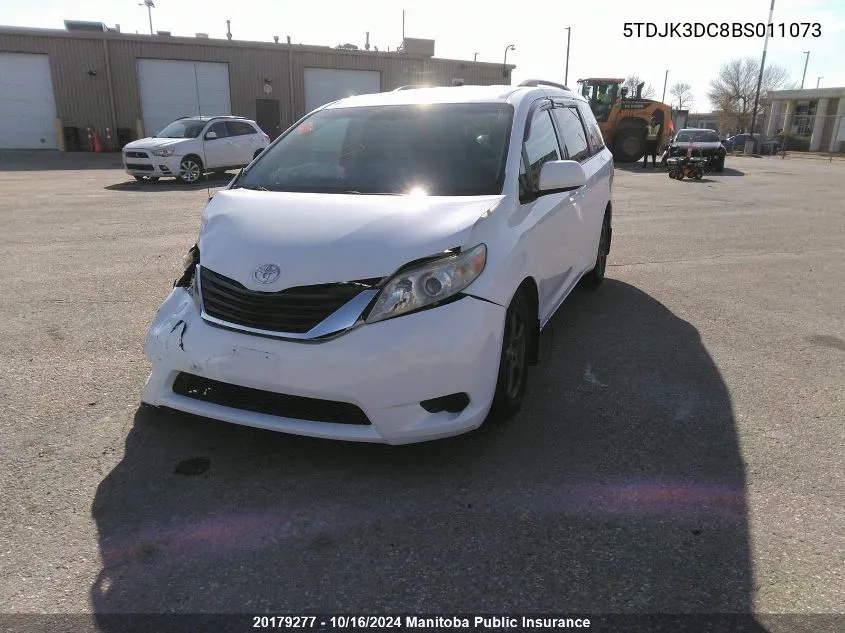 5TDJK3DC8BS011073 2011 Toyota Sienna Le V6