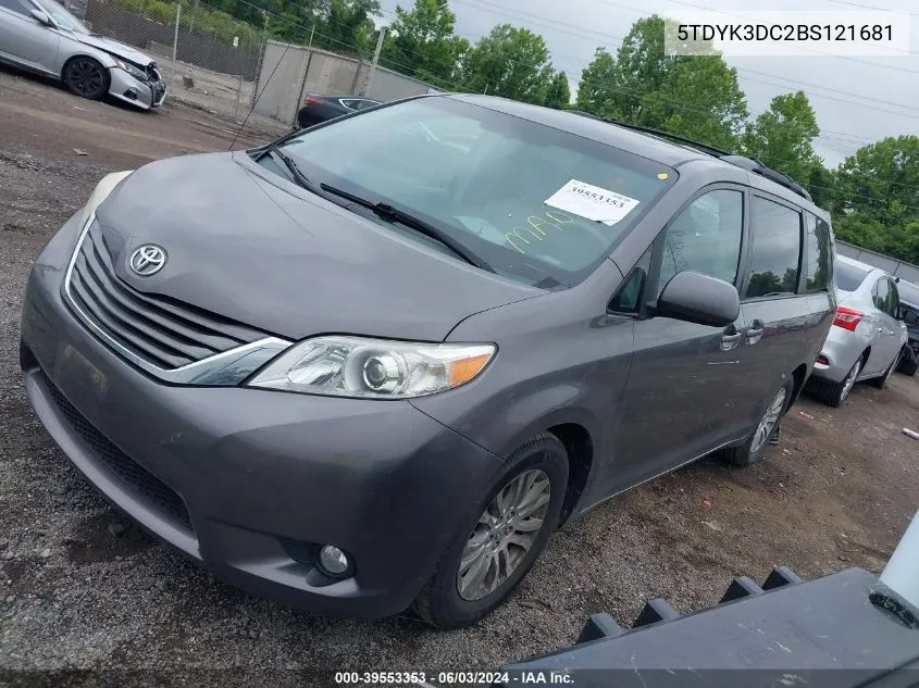 2011 Toyota Sienna Limited V6/Xle V6/Xle V6 Auto Access Seat VIN: 5TDYK3DC2BS121681 Lot: 39553353