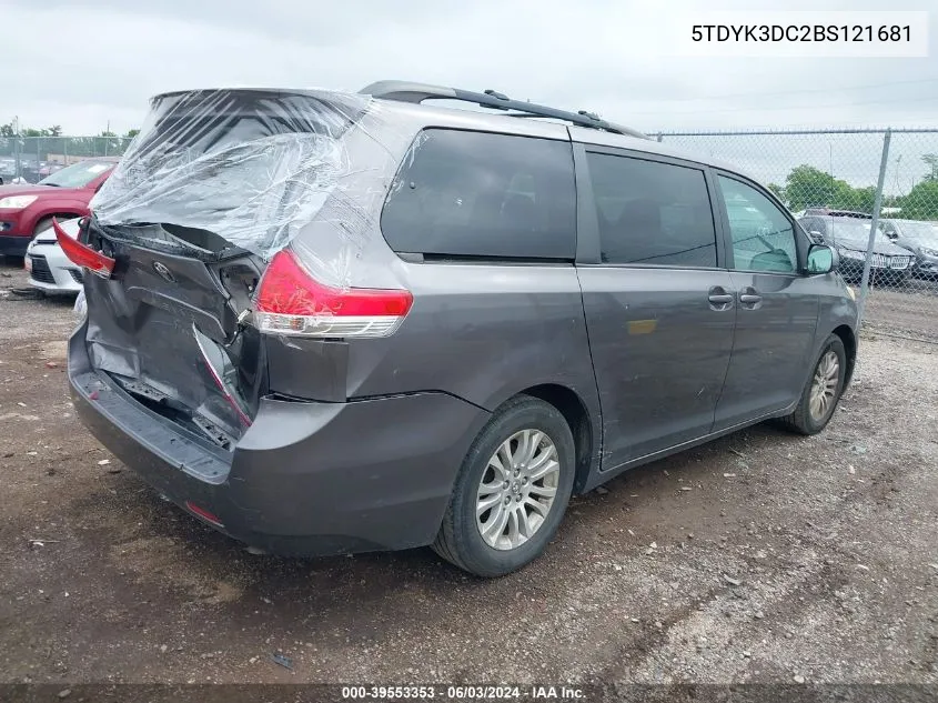 2011 Toyota Sienna Limited V6/Xle V6/Xle V6 Auto Access Seat VIN: 5TDYK3DC2BS121681 Lot: 39553353