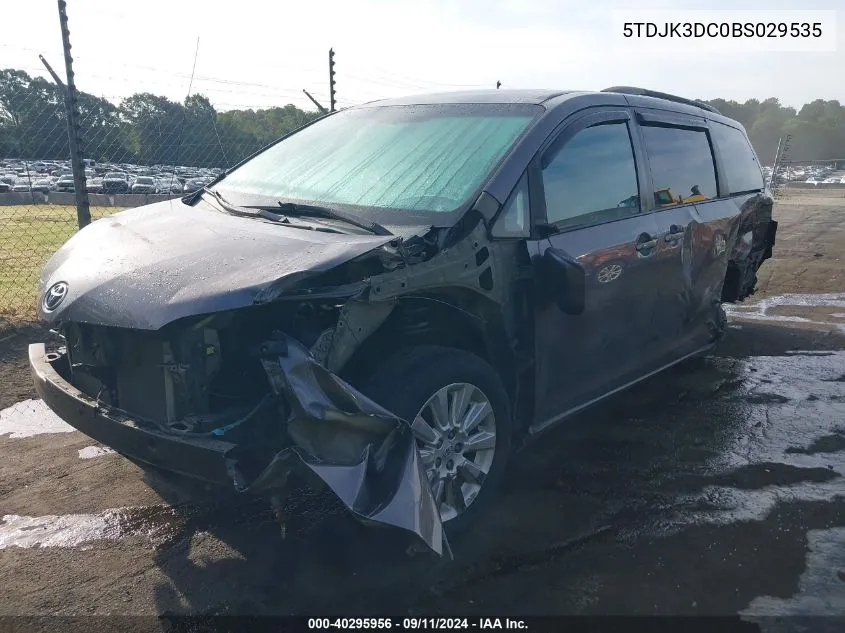 5TDJK3DC0BS029535 2011 Toyota Sienna Le