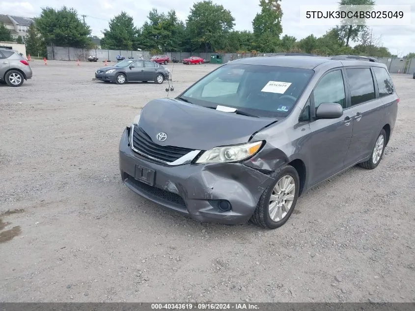 5TDJK3DC4BS025049 2011 Toyota Sienna Le