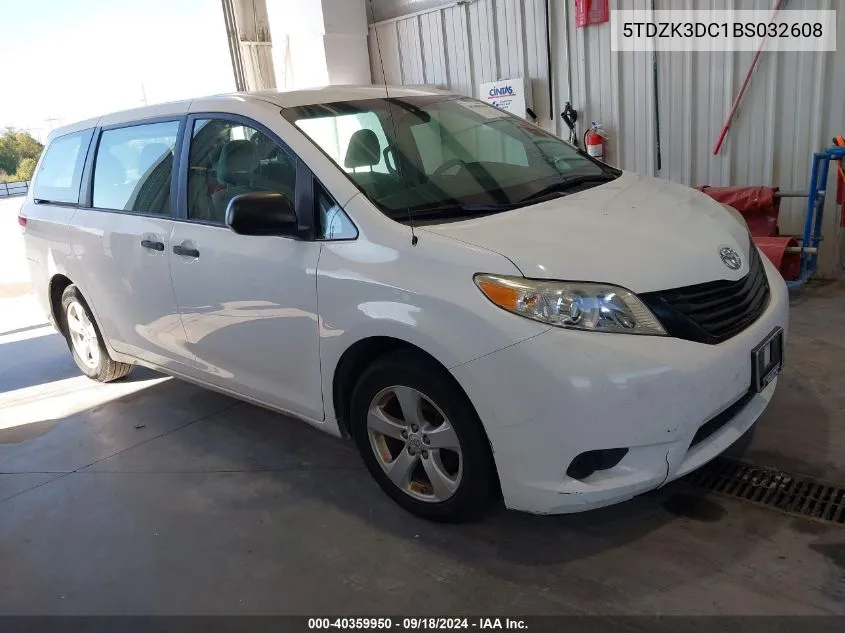 5TDZK3DC1BS032608 2011 Toyota Sienna Base V6