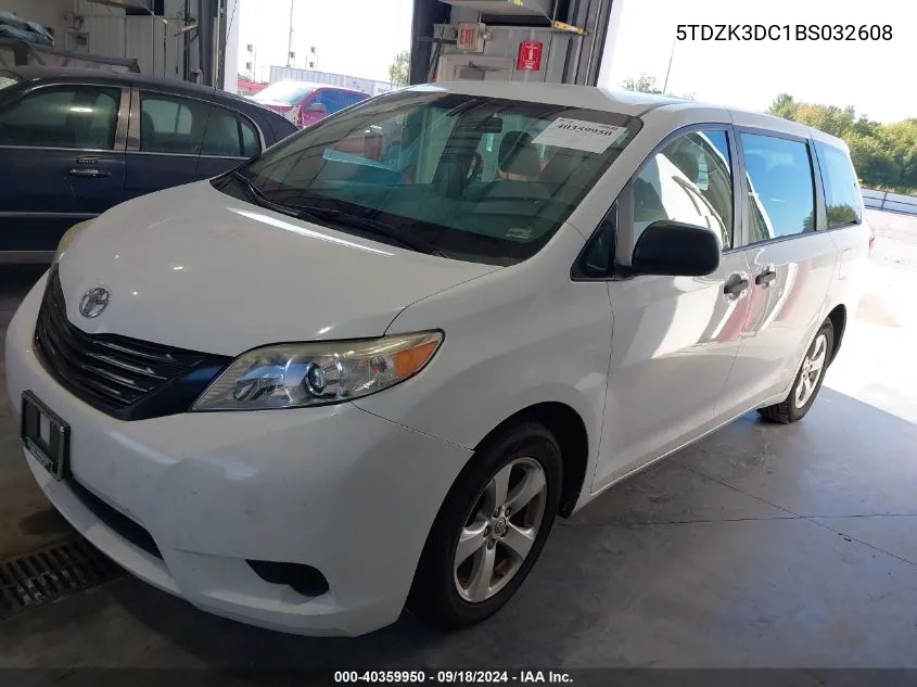 5TDZK3DC1BS032608 2011 Toyota Sienna Base V6