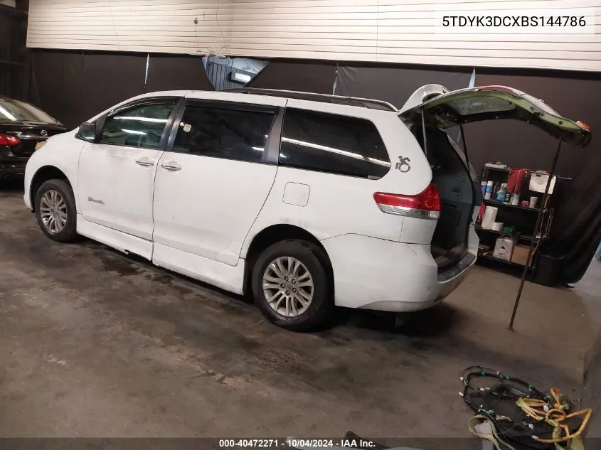 2011 Toyota Sienna Xle V6 VIN: 5TDYK3DCXBS144786 Lot: 40472271