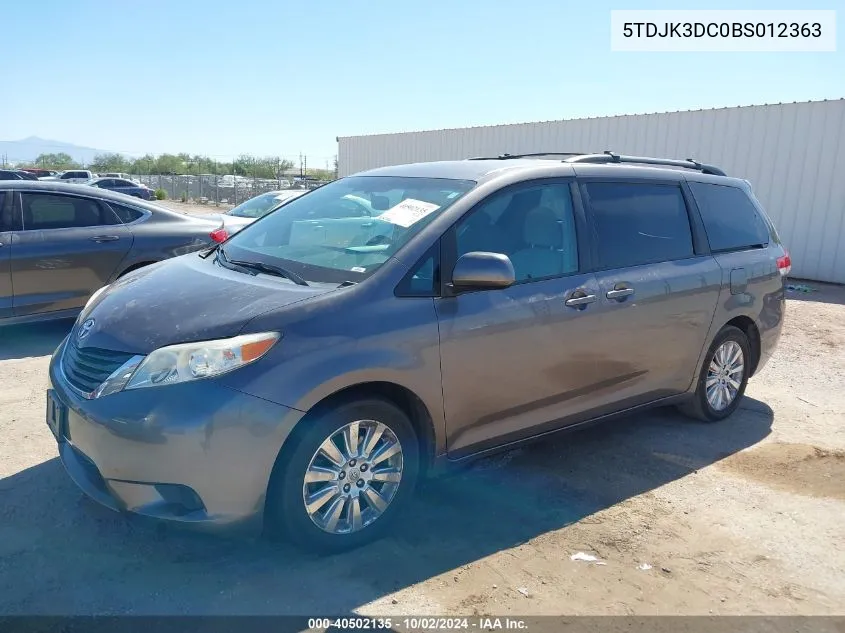 5TDJK3DC0BS012363 2011 Toyota Sienna Le