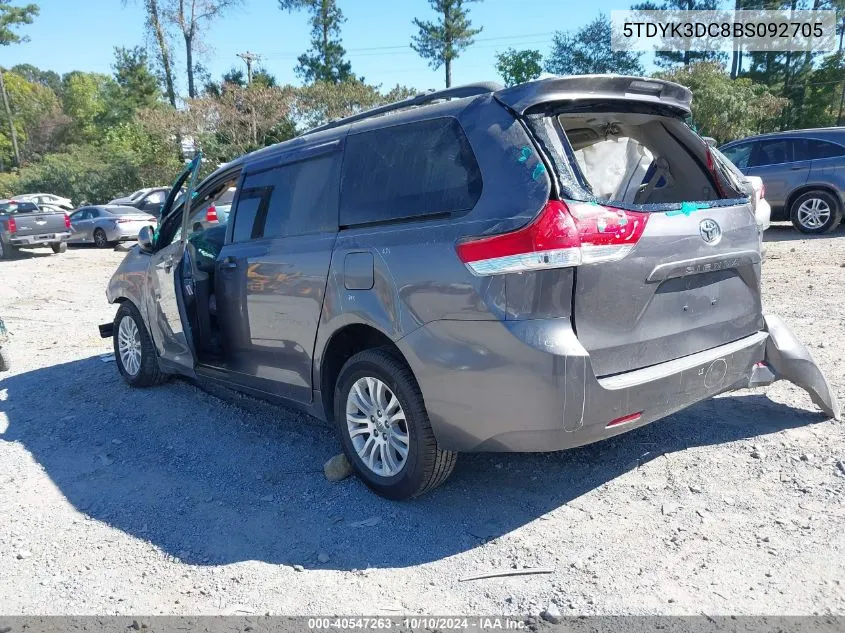 2011 Toyota Sienna Xle V6 VIN: 5TDYK3DC8BS092705 Lot: 40547263