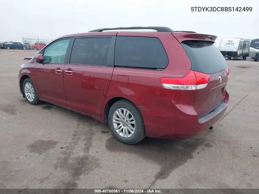 2011 Toyota Sienna Xle V6 VIN: 5TDYK3DC8BS142499 Lot: 40760061