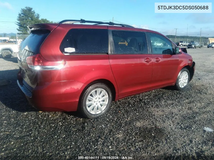 5TDJK3DC5DS050688 2013 Toyota Sienna Le 7 Passenger