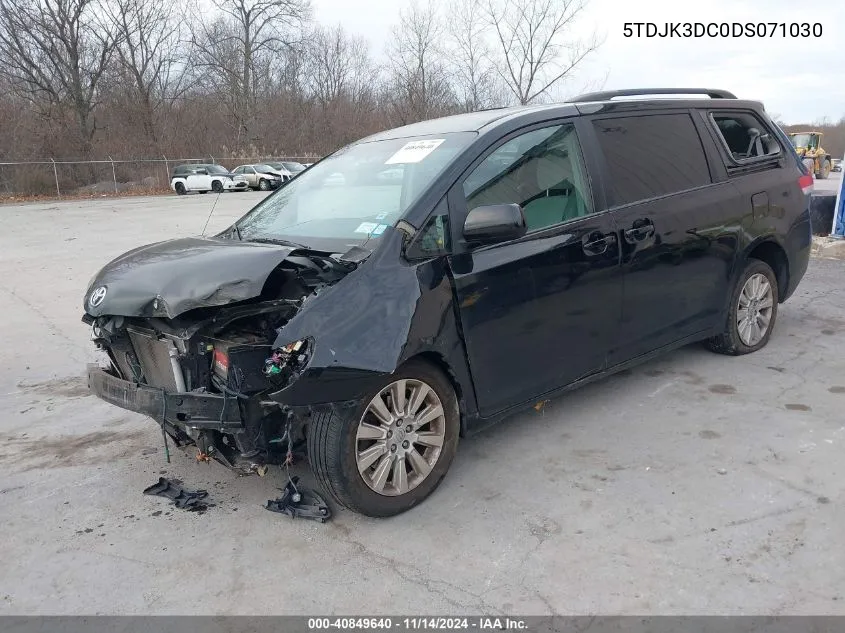 5TDJK3DC0DS071030 2013 Toyota Sienna Le 7 Passenger