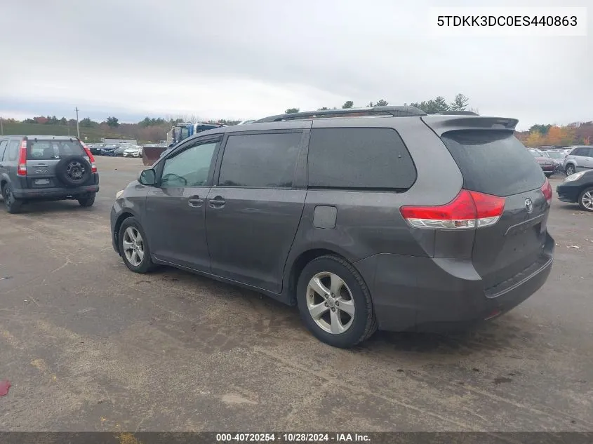 5TDKK3DC0ES440863 2014 Toyota Sienna Le V6 8 Passenger