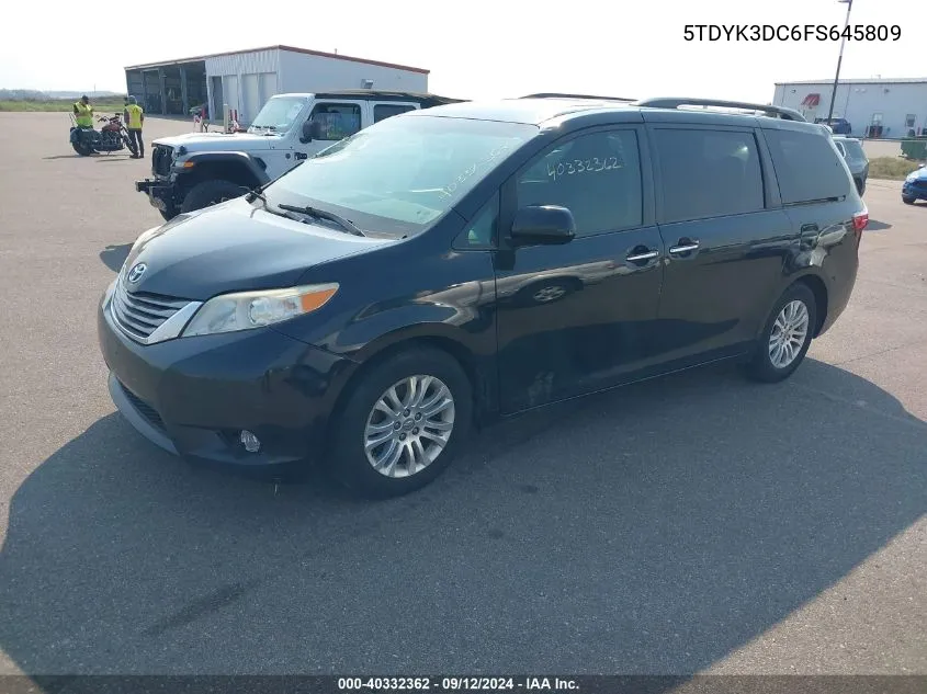 2015 Toyota Sienna Xle 8 Passenger VIN: 5TDYK3DC6FS645809 Lot: 40332362