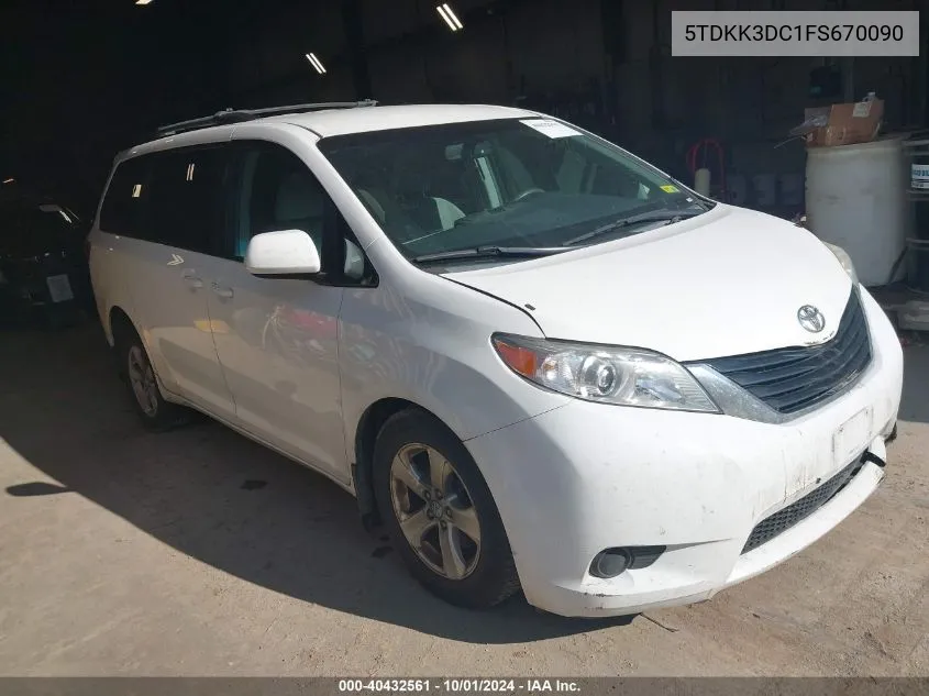 5TDKK3DC1FS670090 2015 Toyota Sienna Le 8 Passenger