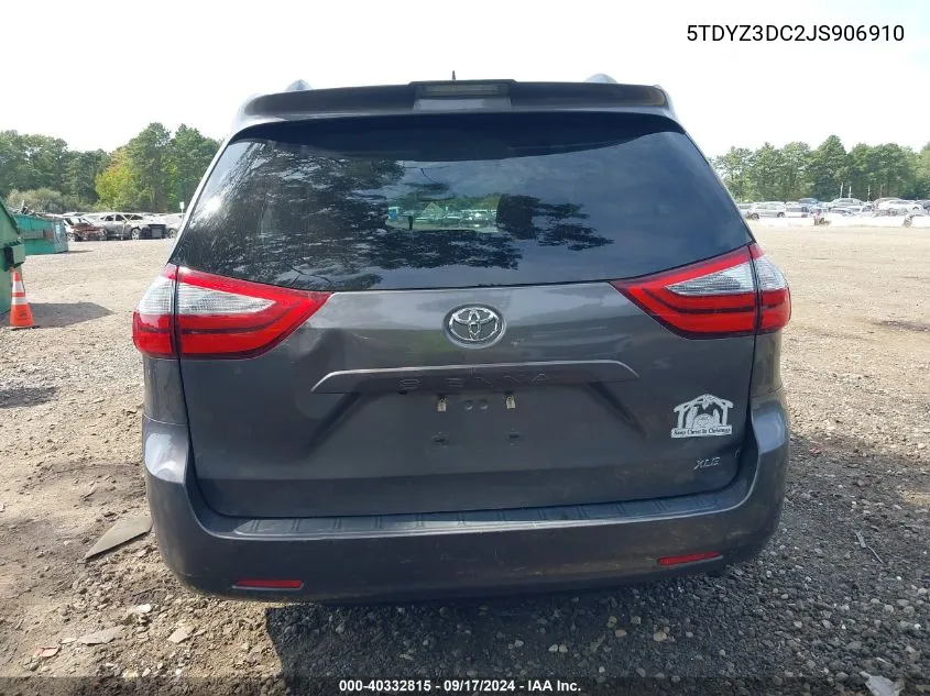 5TDYZ3DC2JS906910 2018 Toyota Sienna Xle 8 Passenger