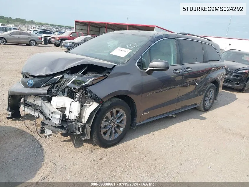 5TDJRKEC9MS024292 2021 Toyota Sienna Xle